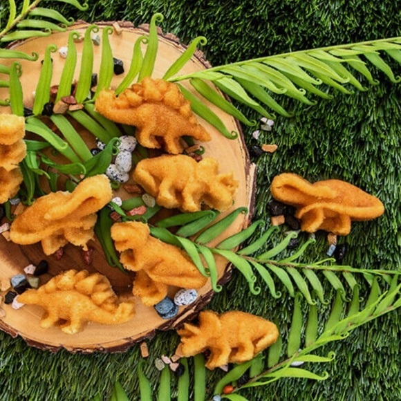 Dinosaur Trex Cupcake Pan Nordic Ware Pro Cast Cake Muffin Lifetime warranty - Picture 4 of 4